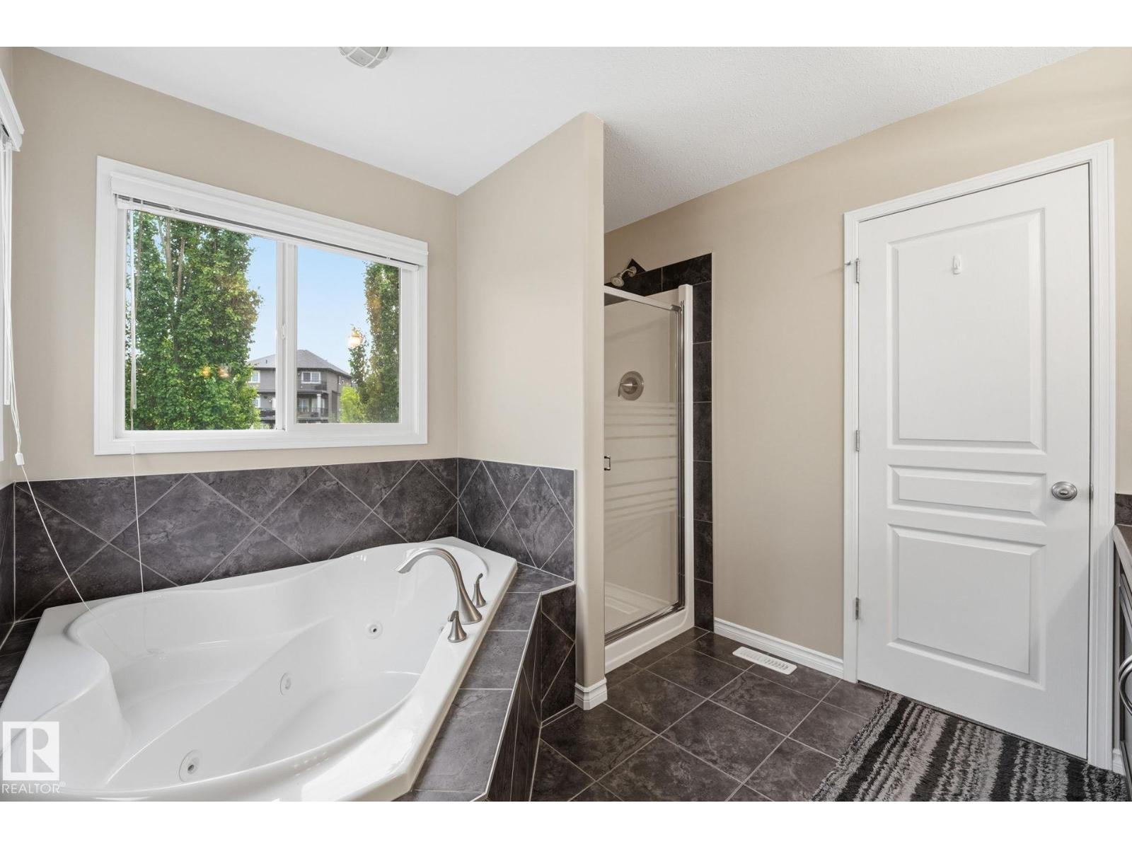 1823 67 ST SW - 20