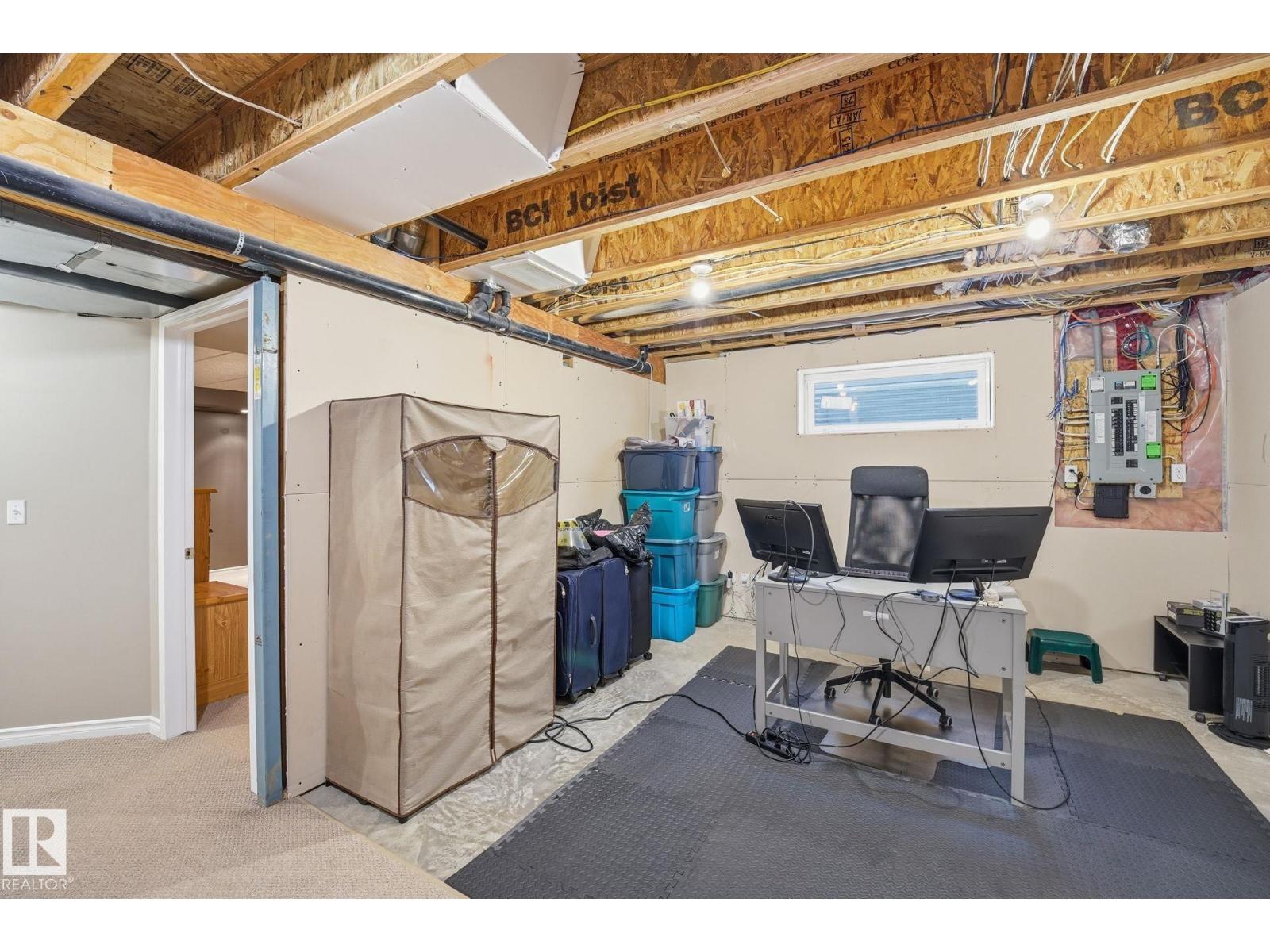 1823 67 ST SW - 25