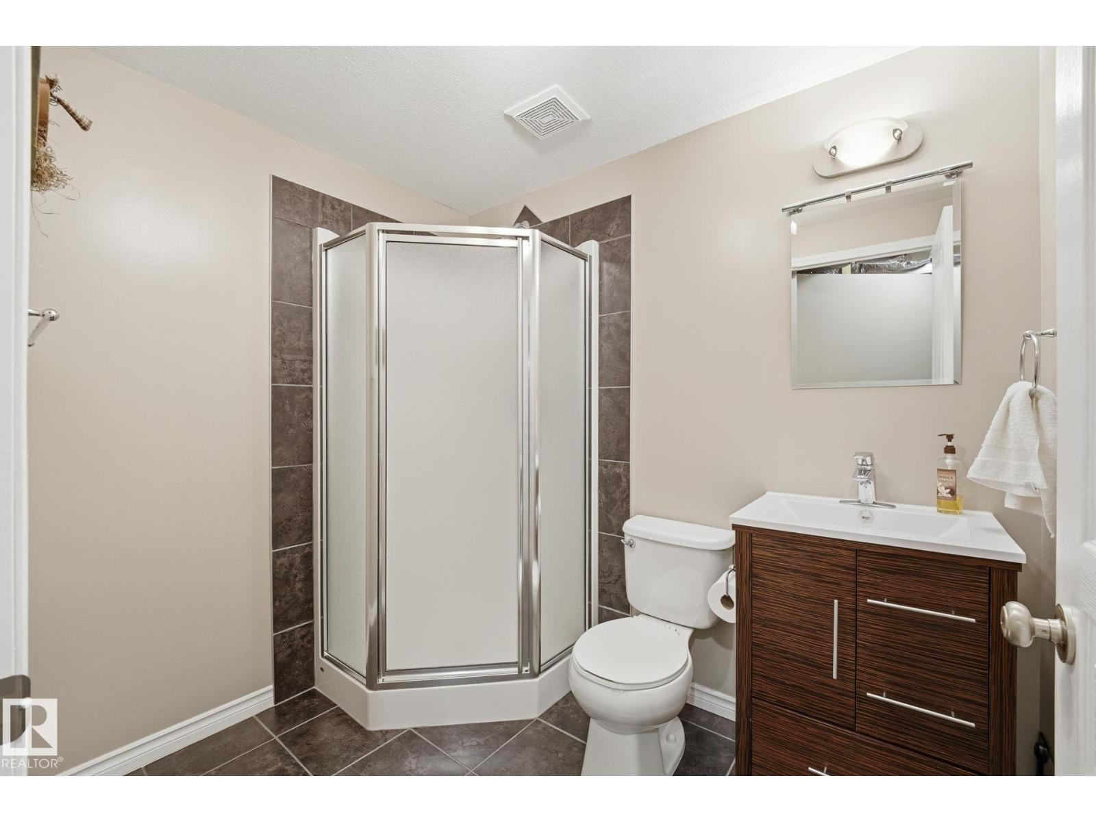 1823 67 ST SW - 28