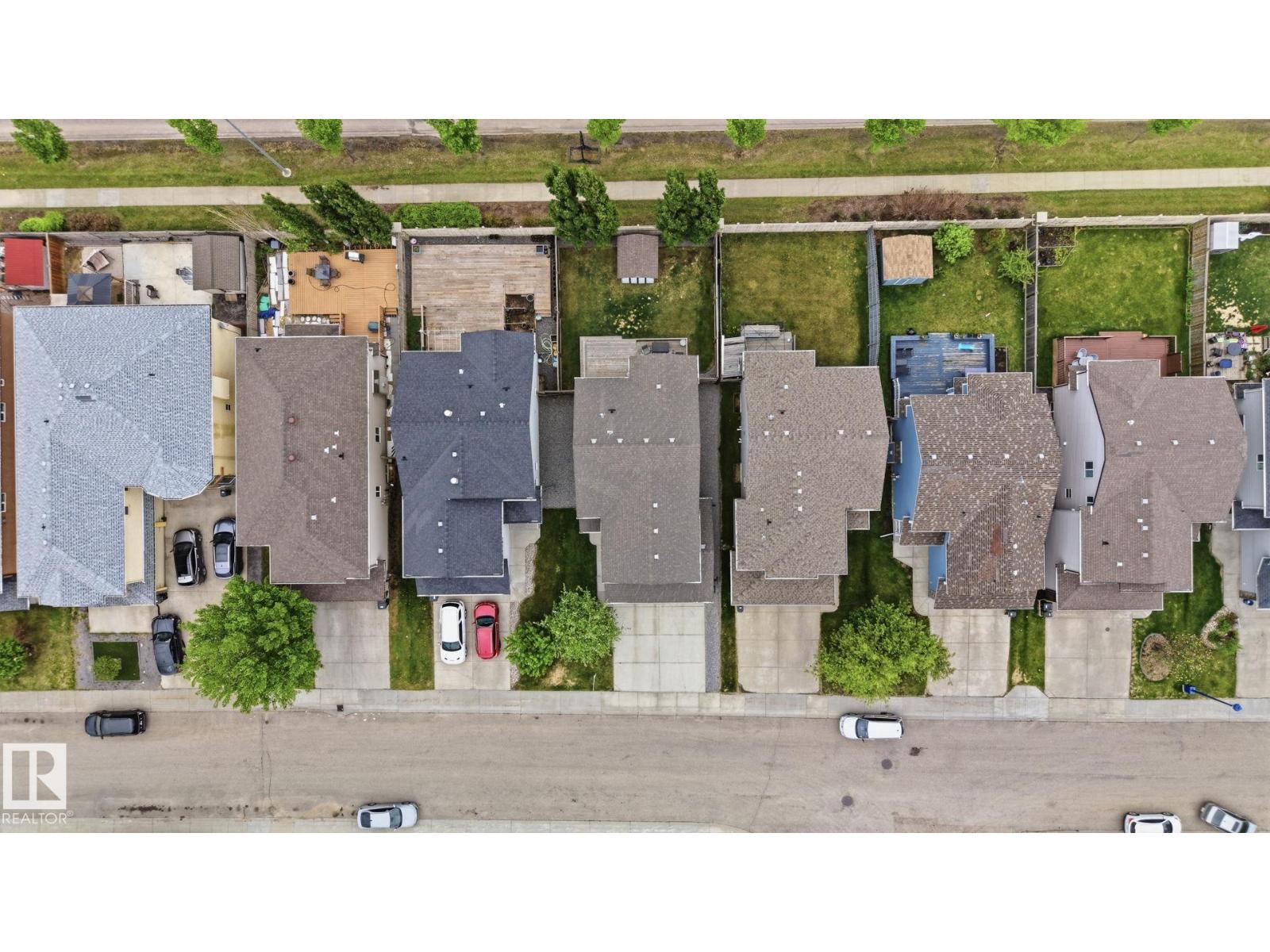 1823 67 ST SW - 36
