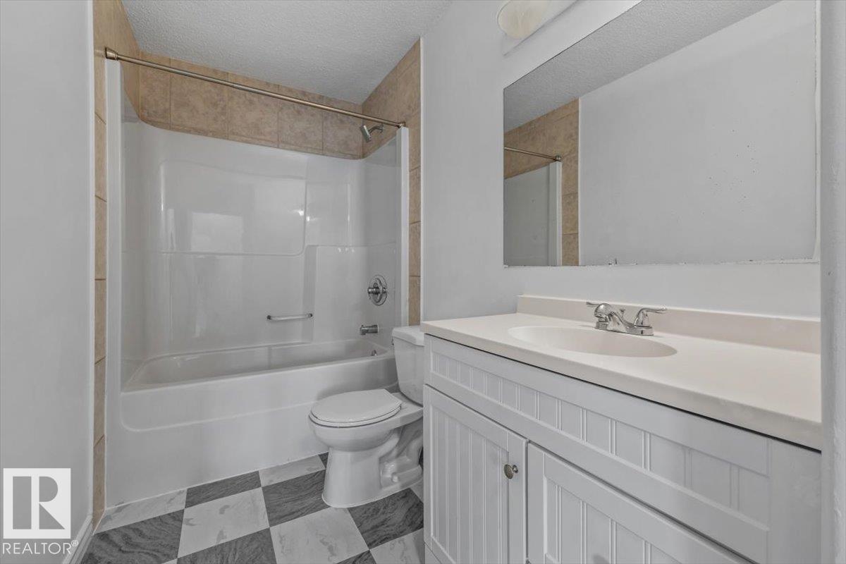 11229 85 ST NW - 24