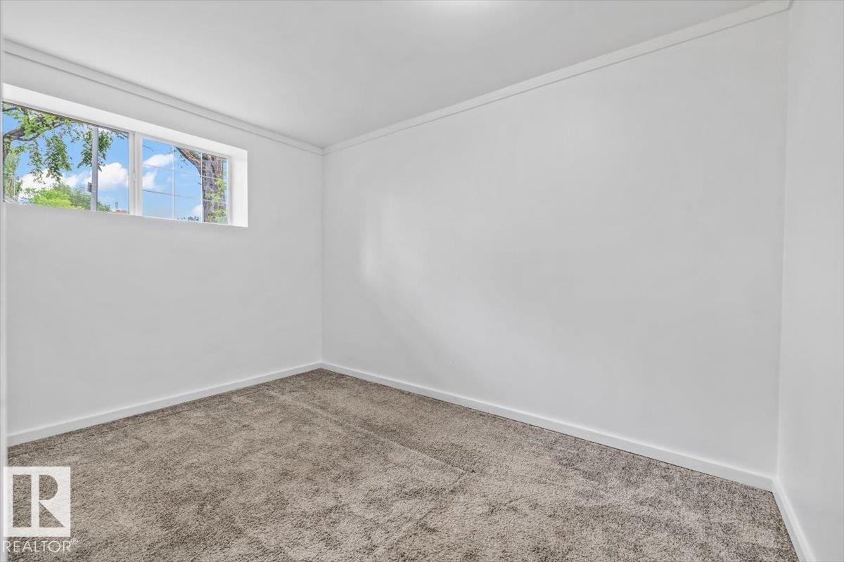11229 85 ST NW - 30