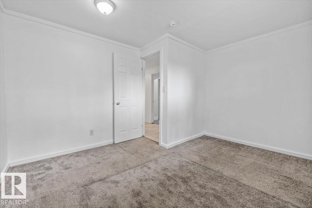 11229 85 ST NW - 31