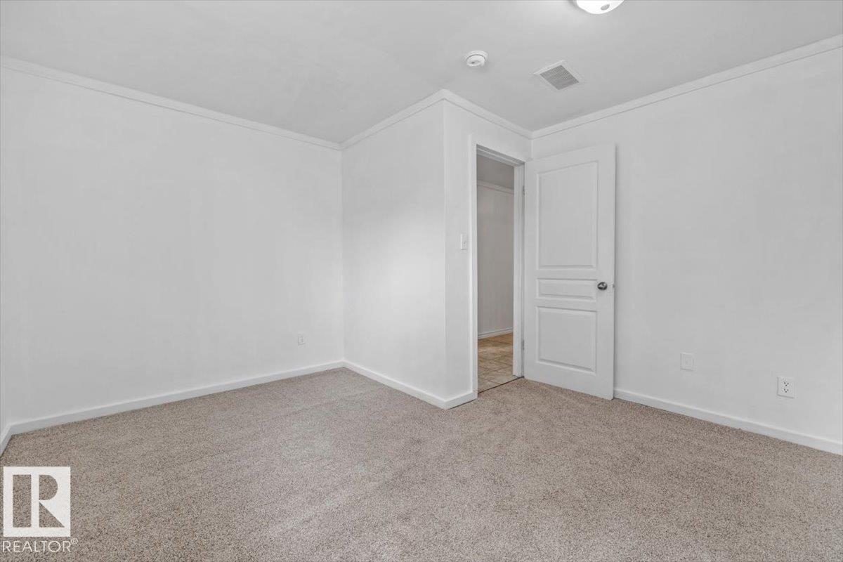 11229 85 ST NW - 34