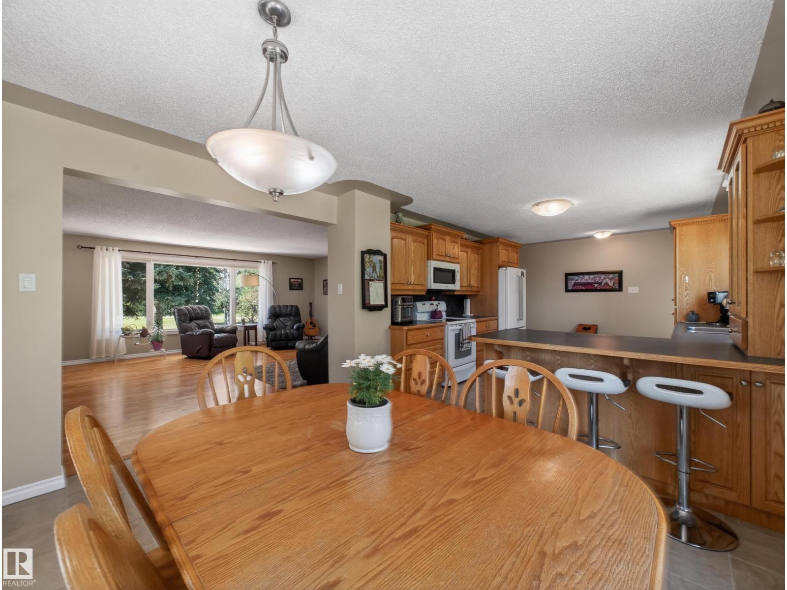 22048 TWP ROAD 522 - 15