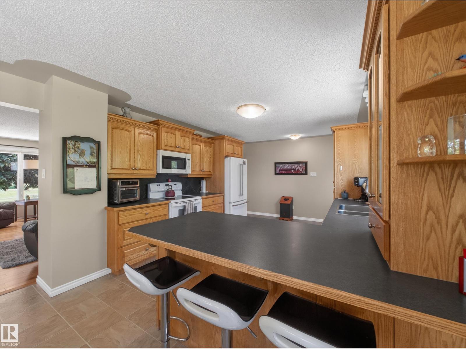 22048 TWP ROAD 522 - 16