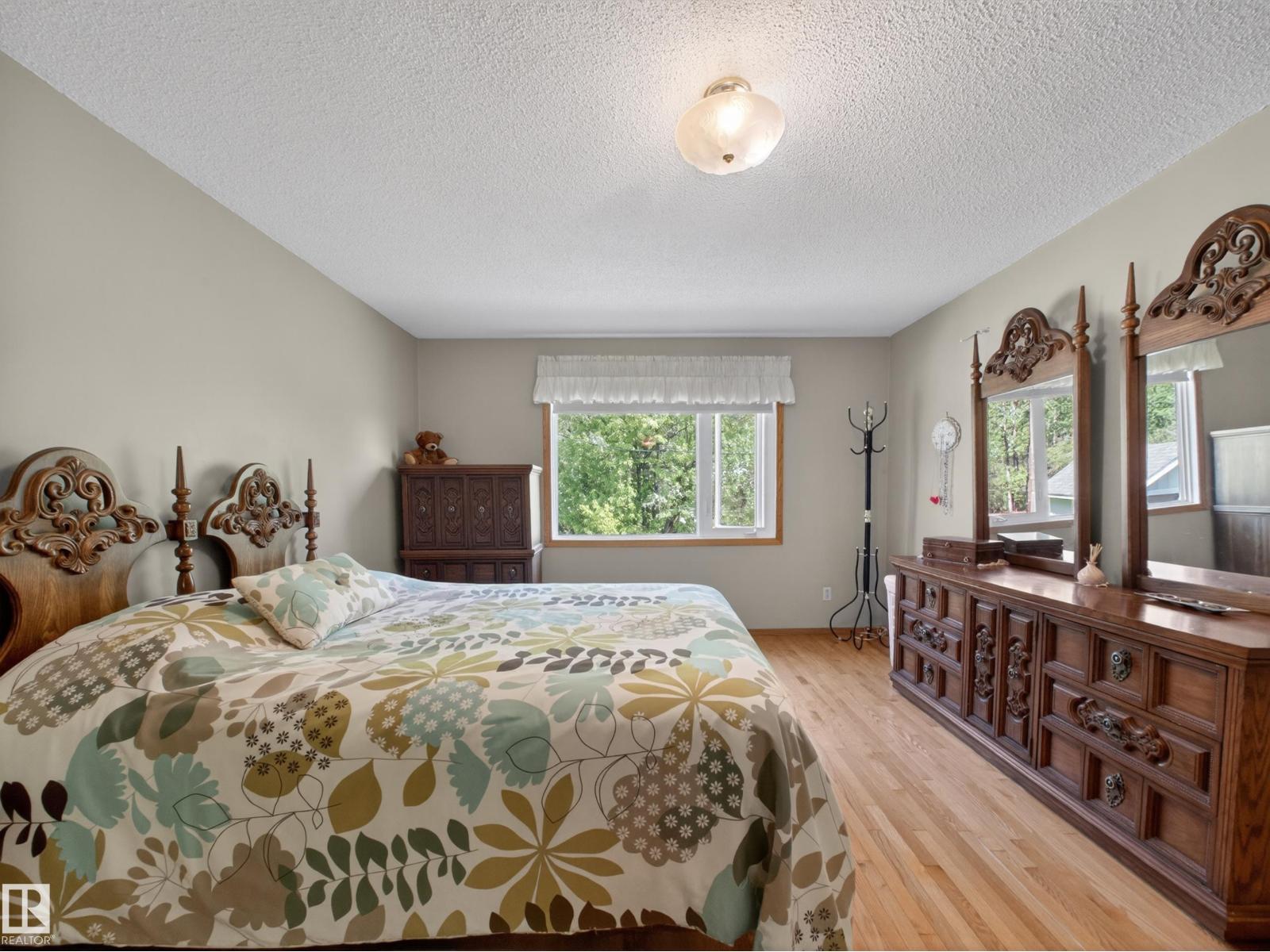 22048 TWP ROAD 522 - 23