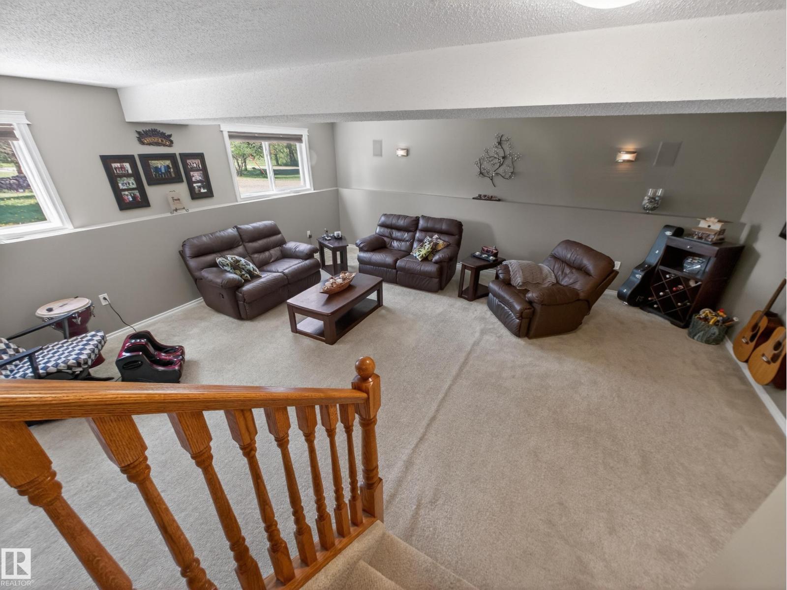 22048 TWP ROAD 522 - 32