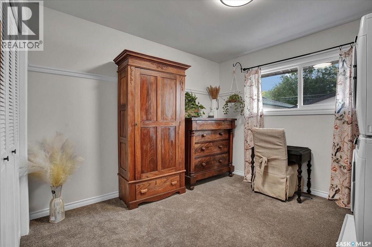 310 Willow STREET E - 23