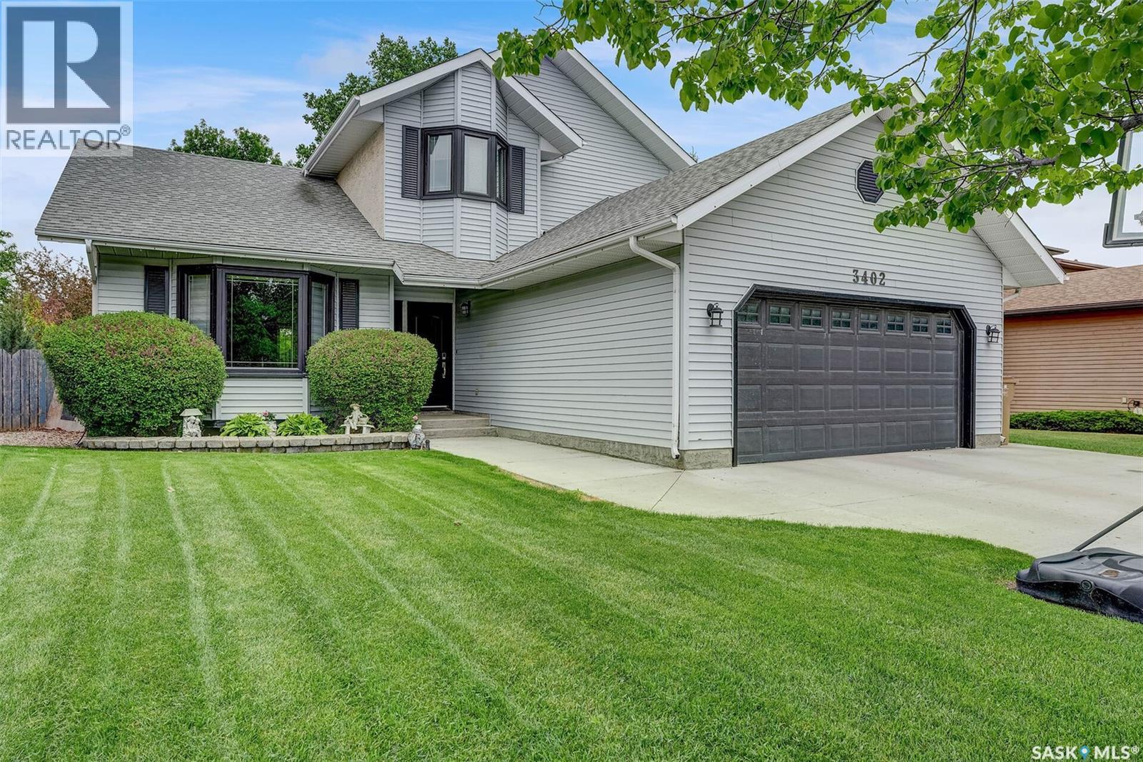 3402 PHANEUF CRESCENT E - 66