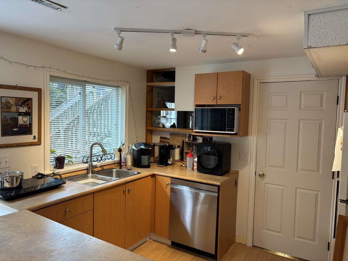 7397 BATES ROAD, Delta