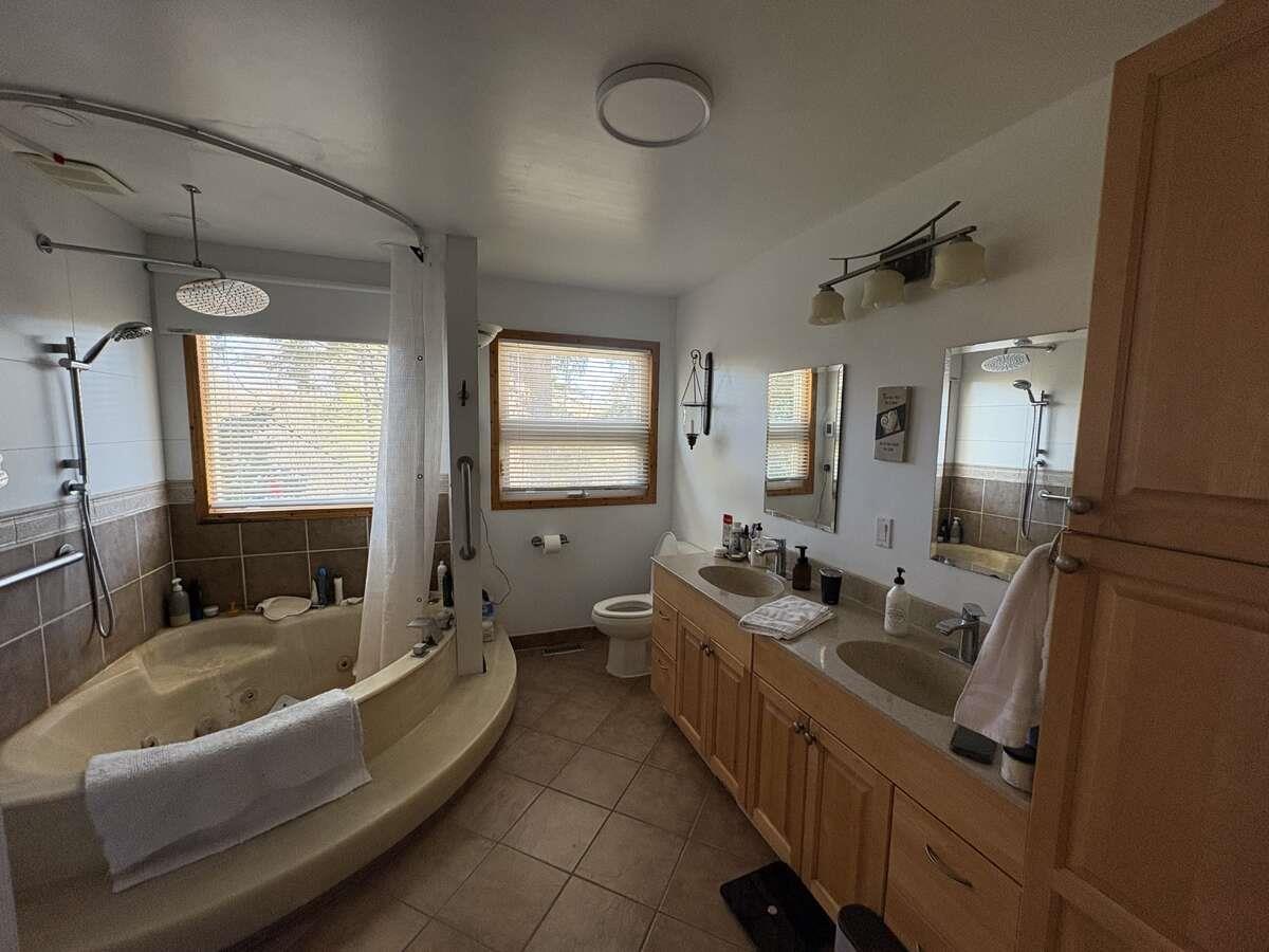 7397 BATES ROAD, Delta