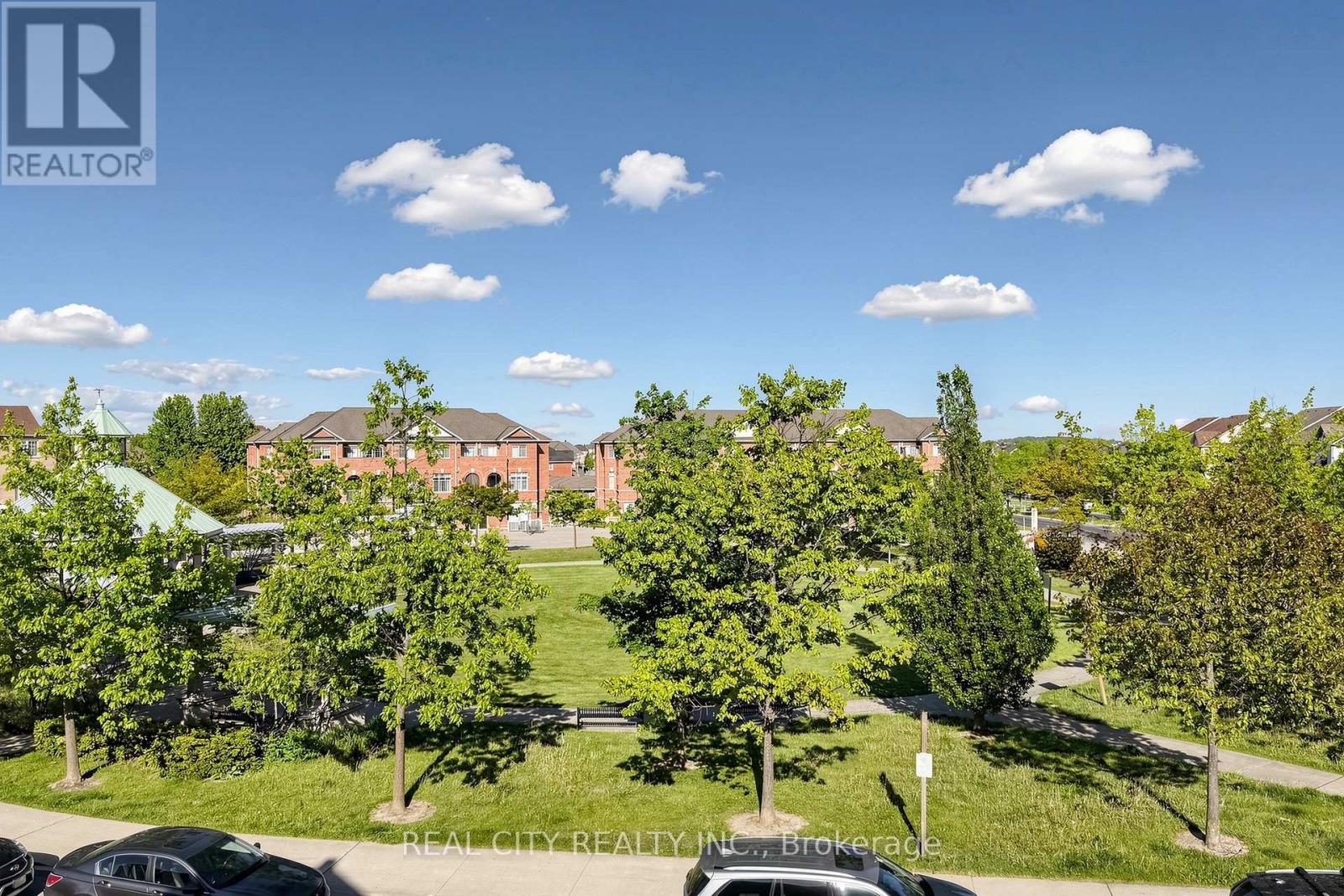#22 10 GREENSBOROUGH VILLAGE CIRCLE - 43