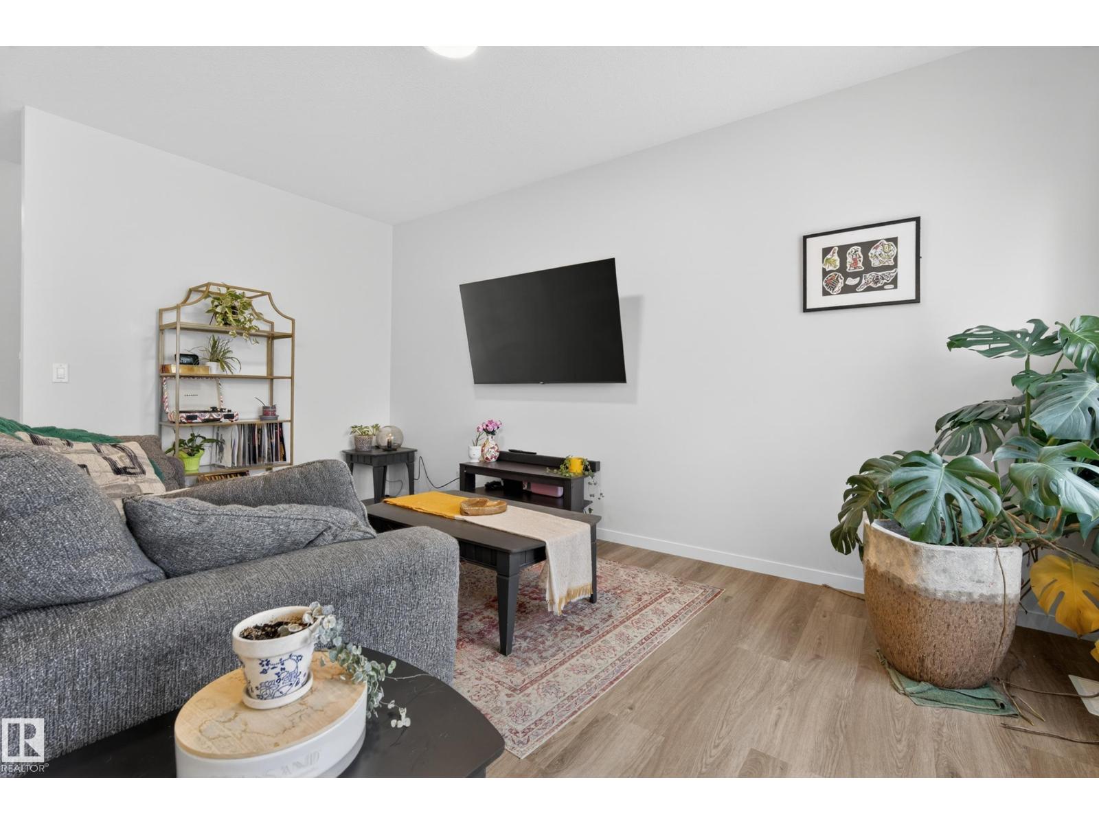 22836 94 AV NW - 14