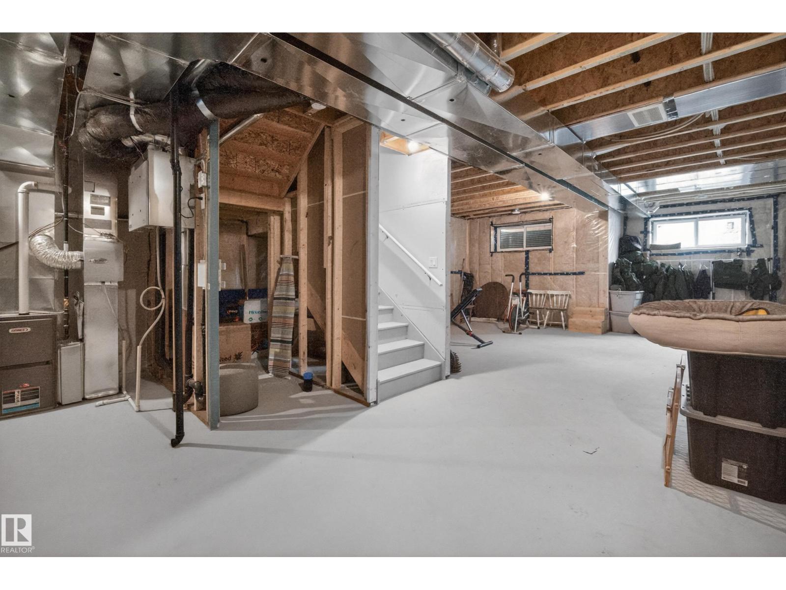 22836 94 AV NW - 35
