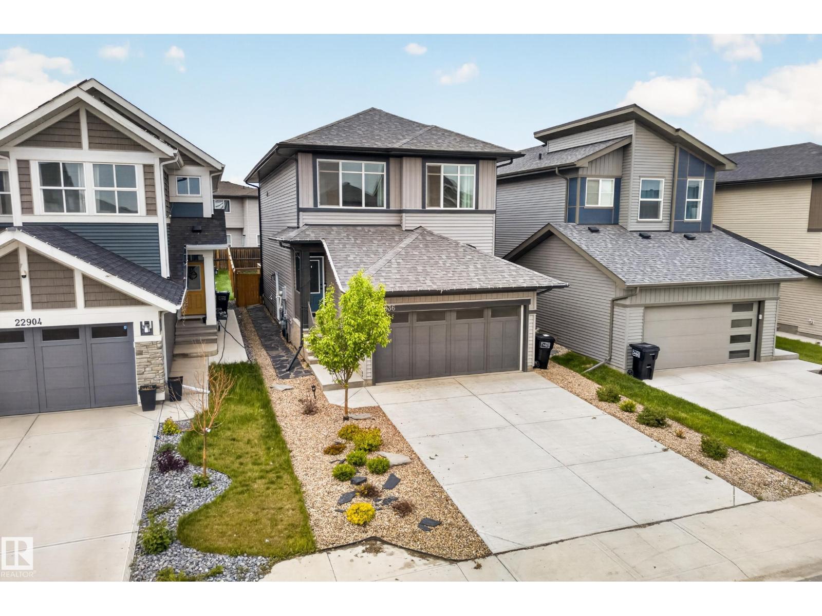22836 94 AV NW - 51