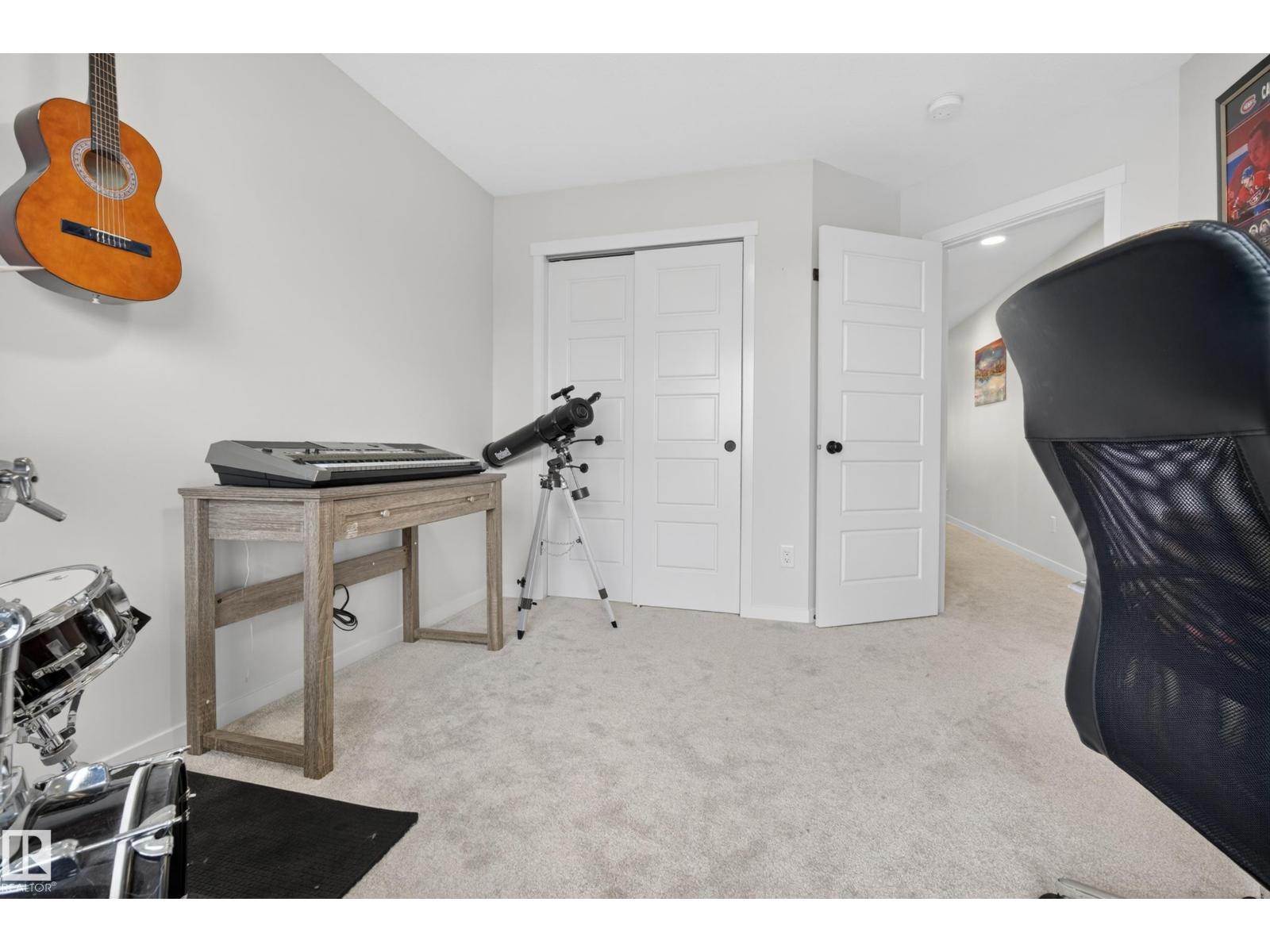 22836 94 AV NW - 33