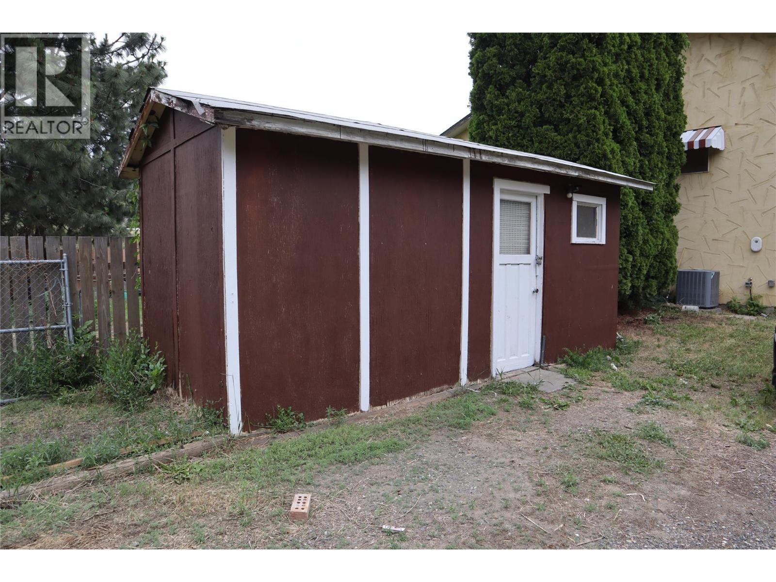 1371 Ottawa Place - 31