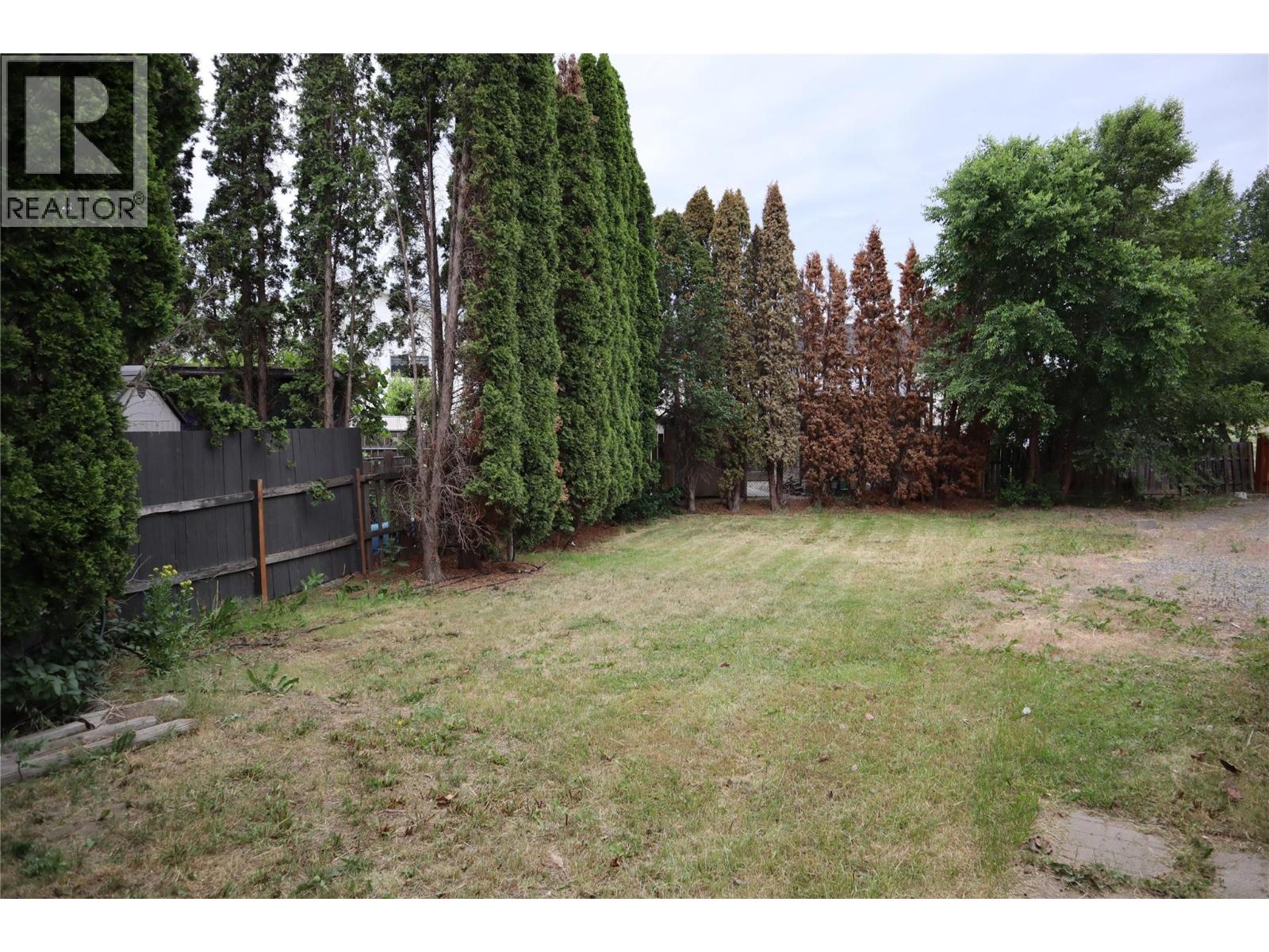 1371 Ottawa Place - 28