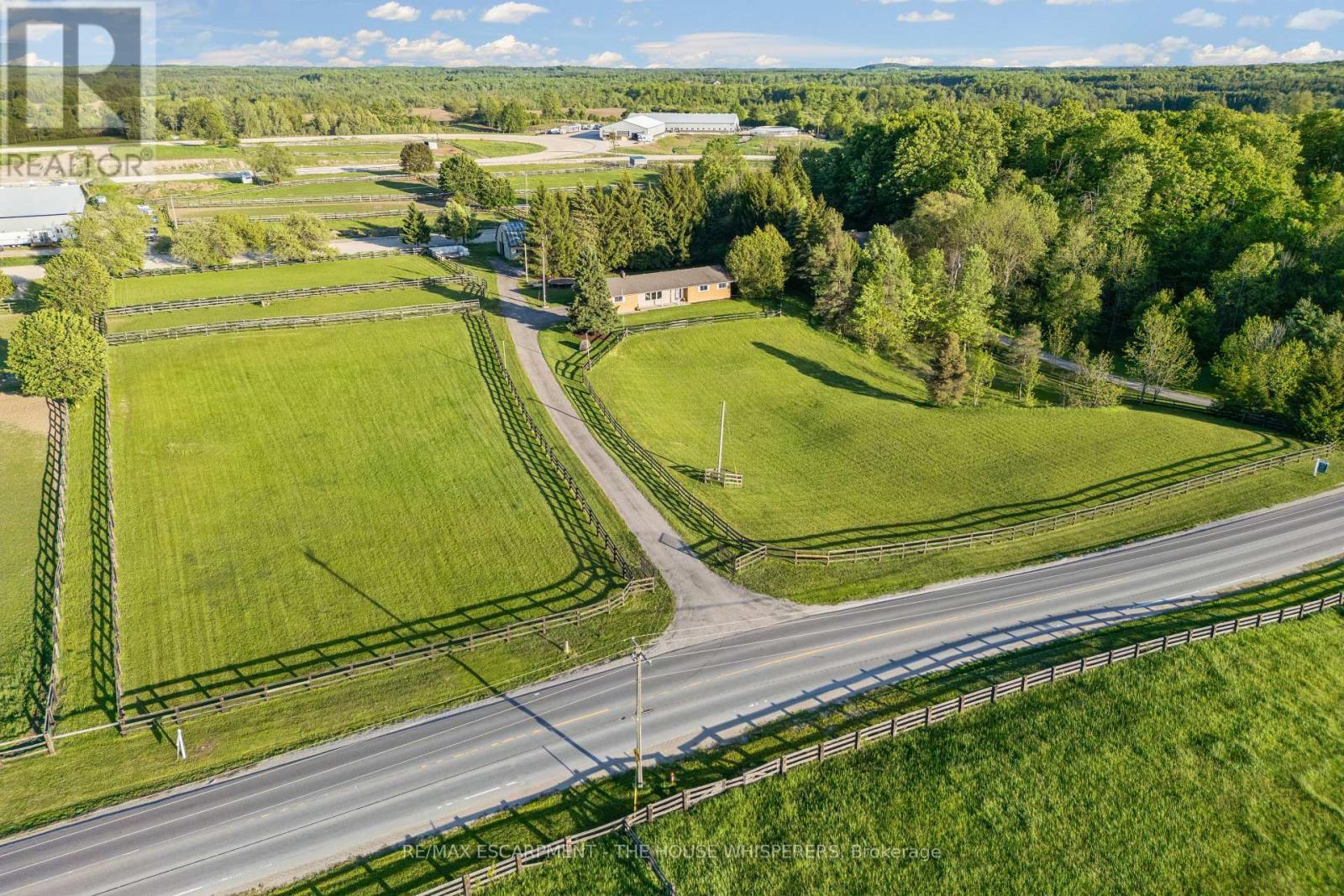 1250 ARKELL ROAD - 33