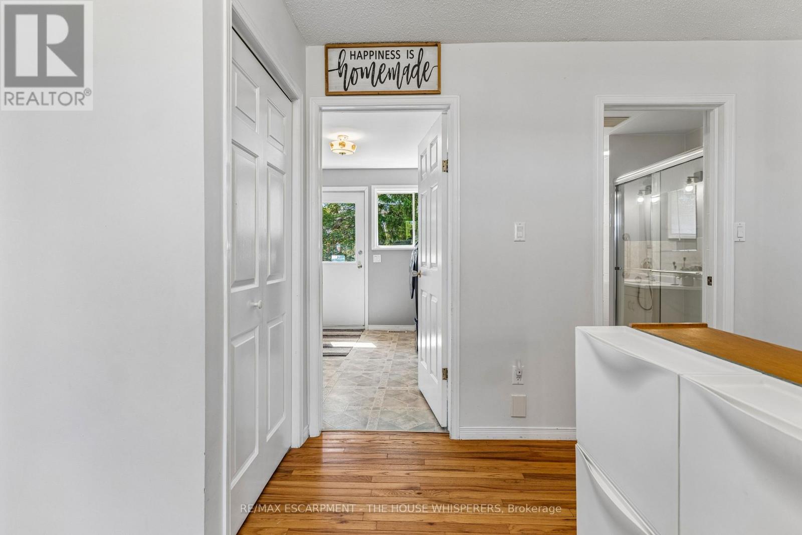 1250 ARKELL ROAD - 5
