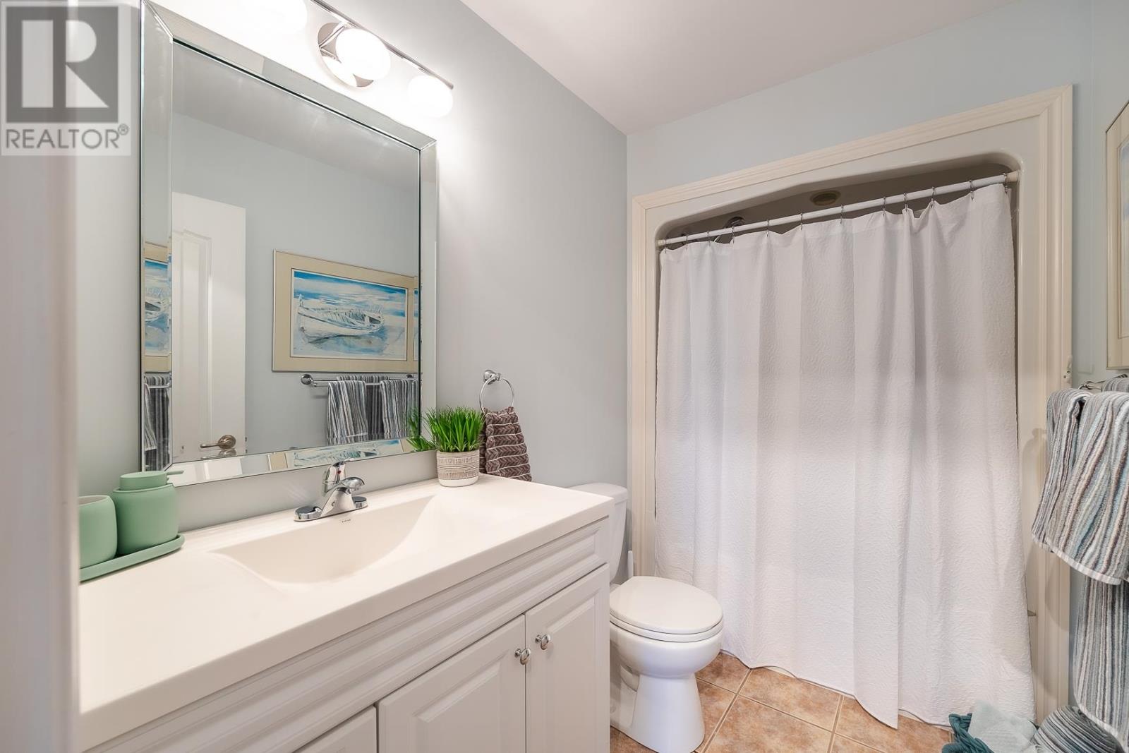 1284 Queen Street E - 22