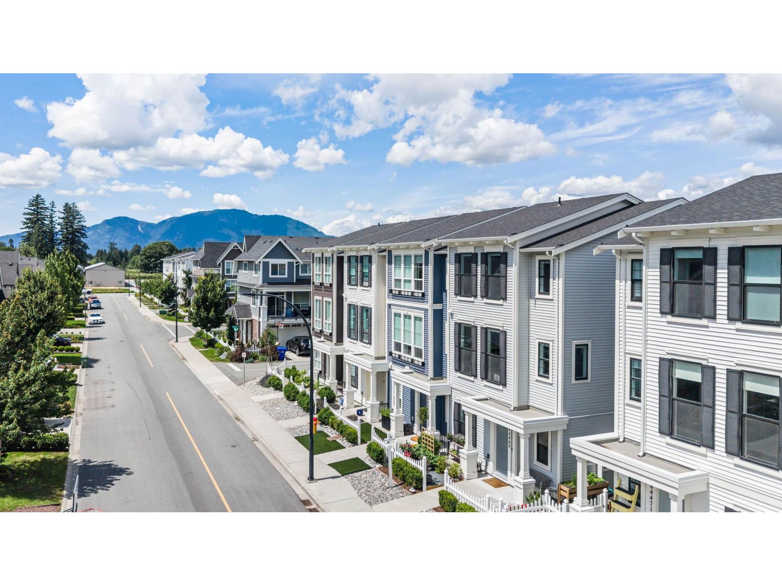 44465 FRESHWATER DRIVE, Sardis South, Chilliwack