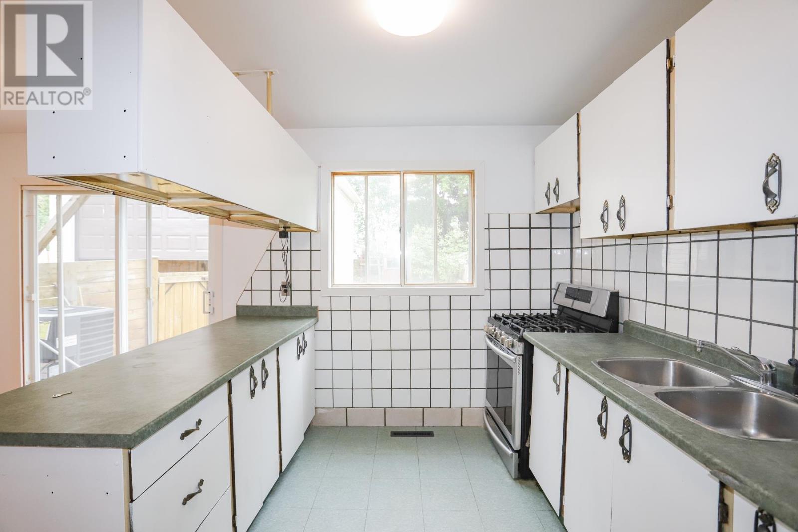 59 Jemmette ST - 9