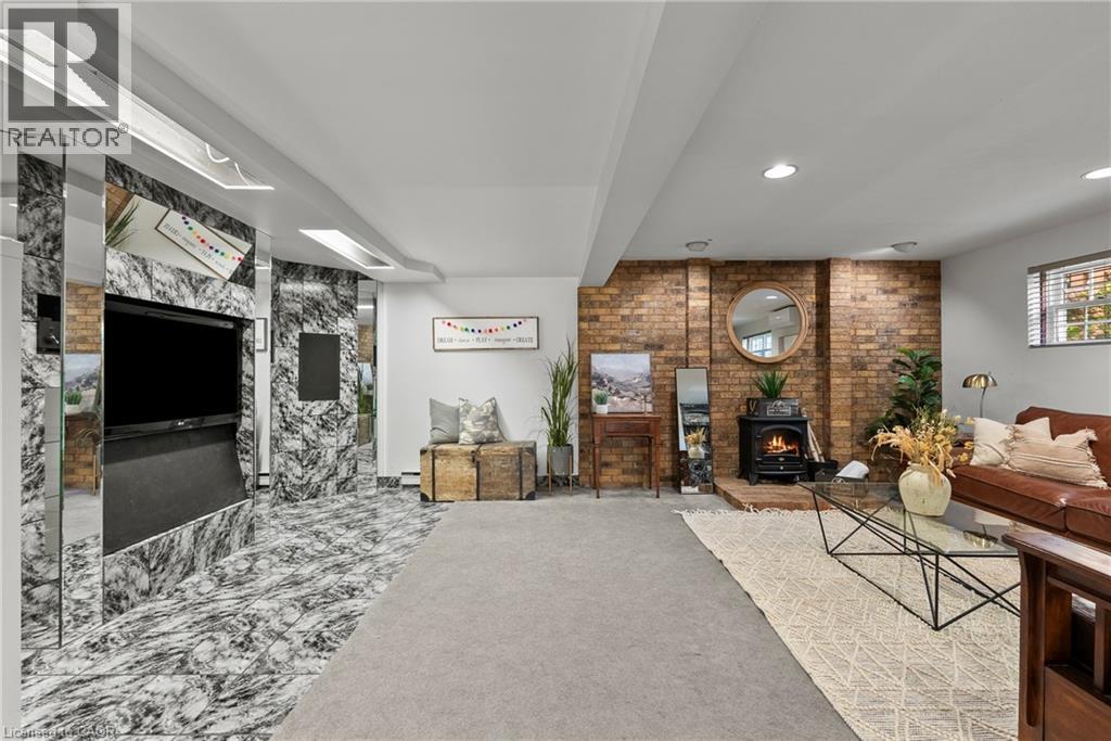 83 AMBERWOOD Street - 30