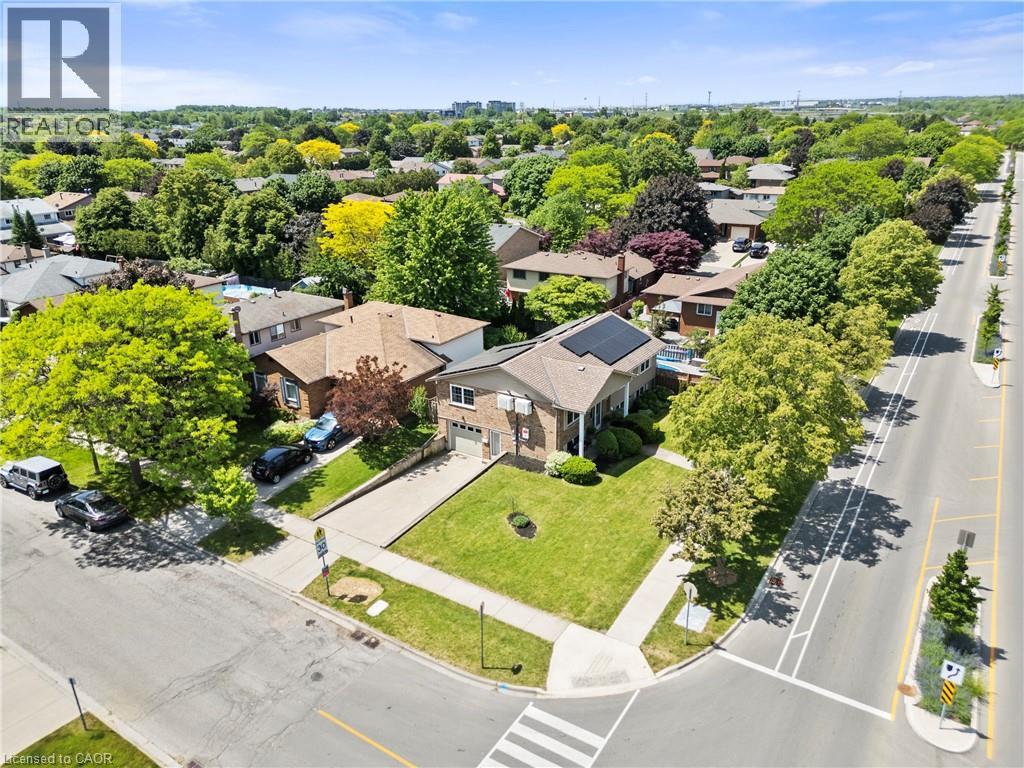 83 AMBERWOOD Street - 44