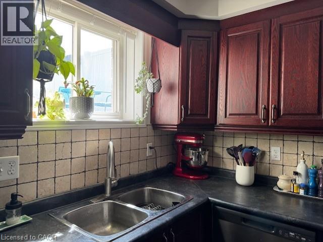 #5A 240 WESTMEADOW Drive - 10