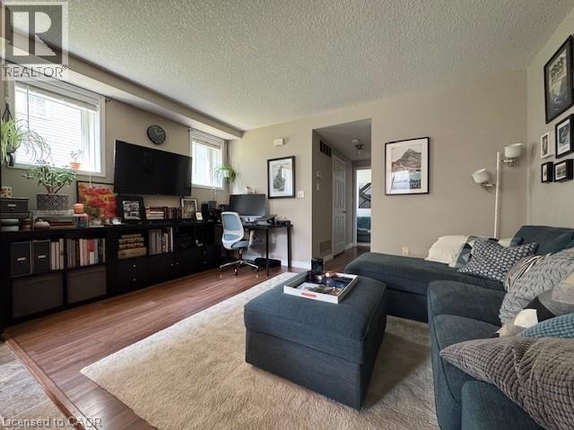#5A 240 WESTMEADOW Drive - 8
