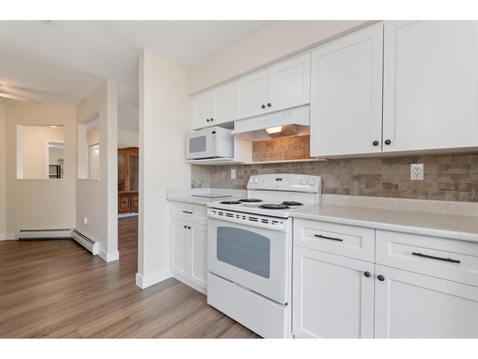 117 7685 AMBER DRIVE, Sardis West Vedder, Chilliwack