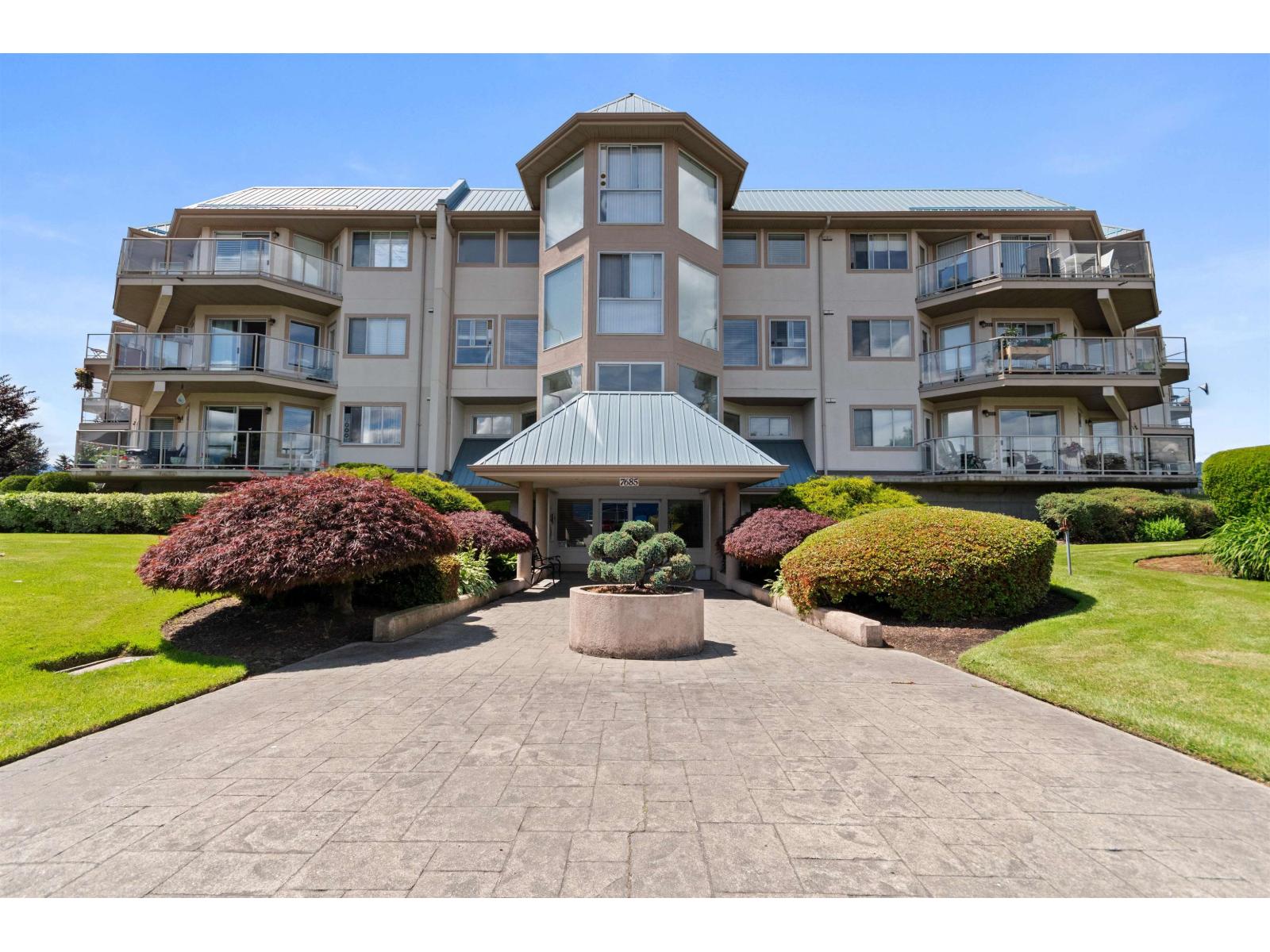 117 7685 AMBER DRIVE, Sardis West Vedder, Chilliwack
