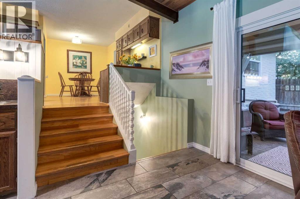 220 Oakridge Place SW - 11