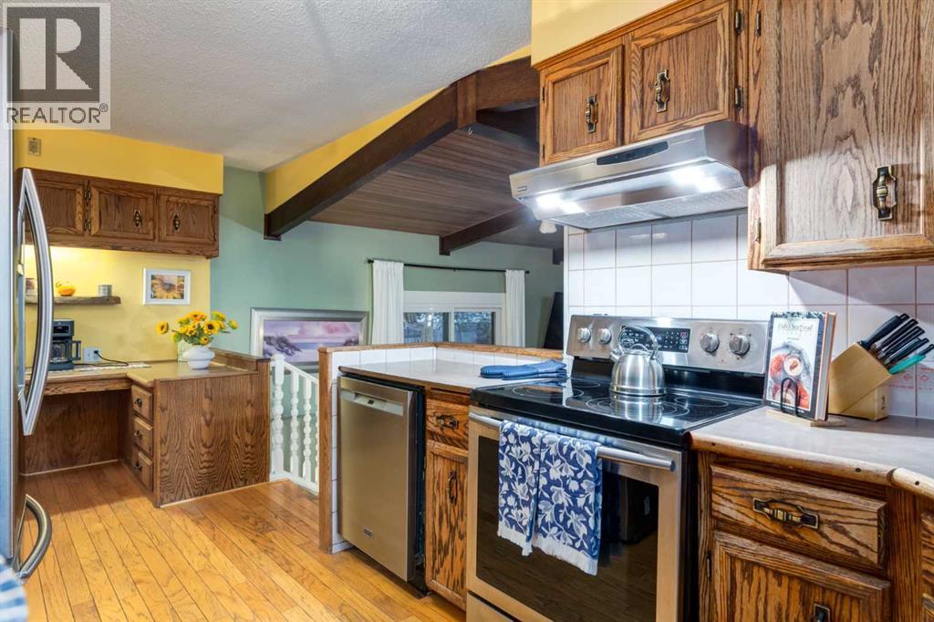 220 Oakridge Place SW - 24