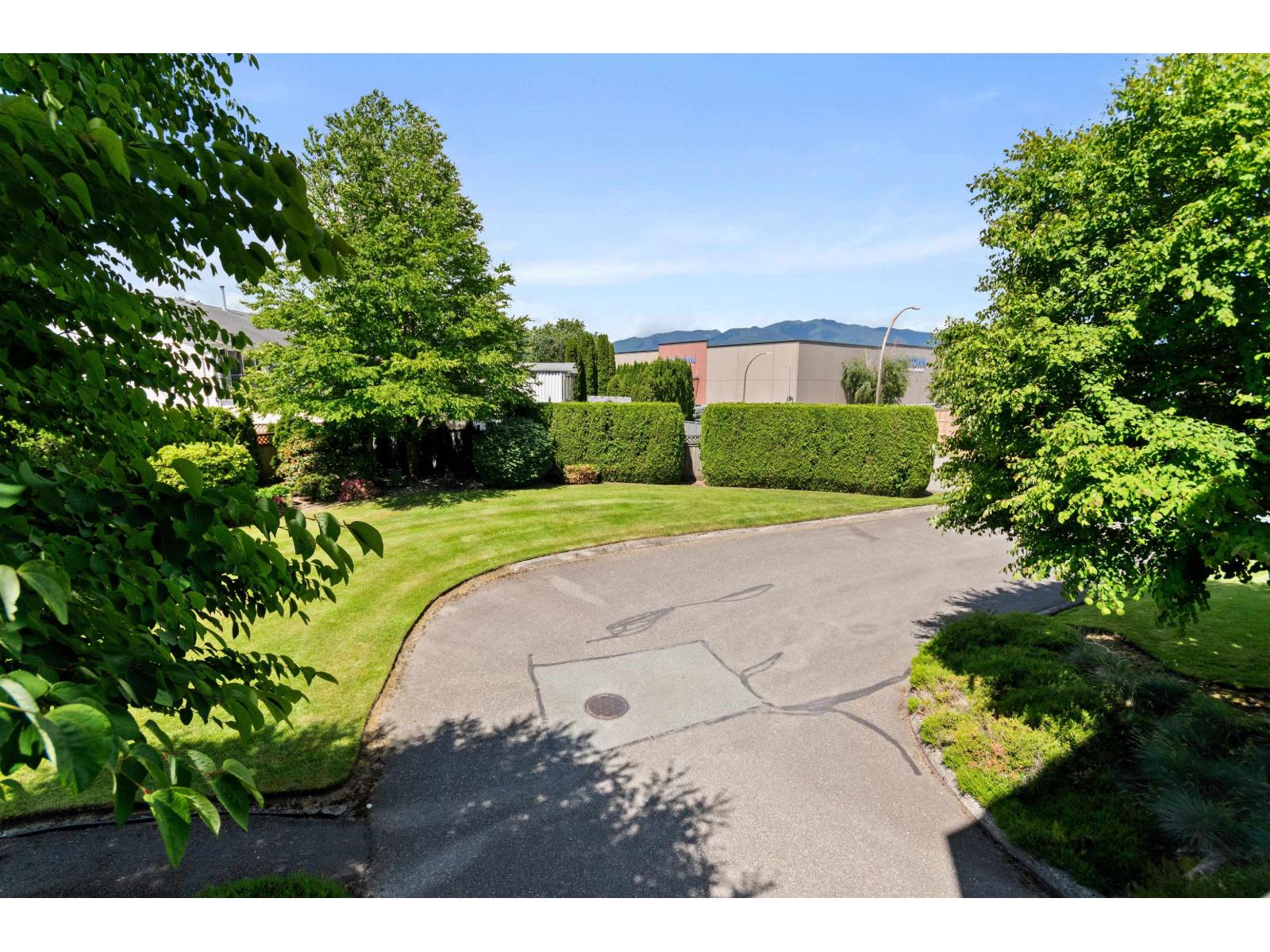 117 7685 AMBER DRIVE, Sardis West Vedder, Chilliwack