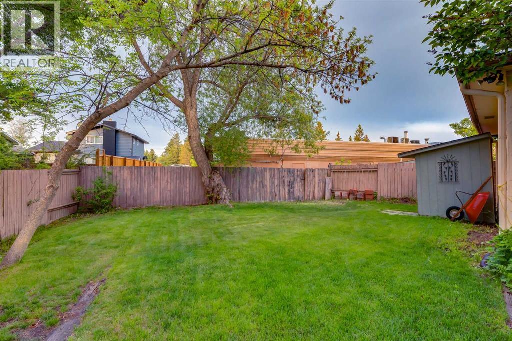 220 Oakridge Place SW - 39