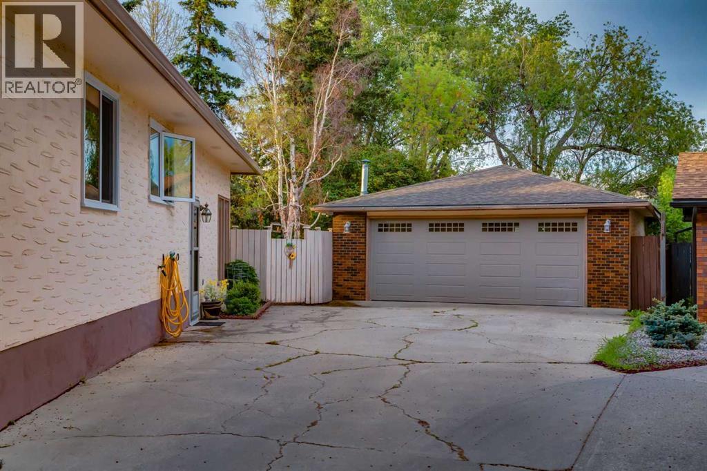 220 Oakridge Place SW - 42