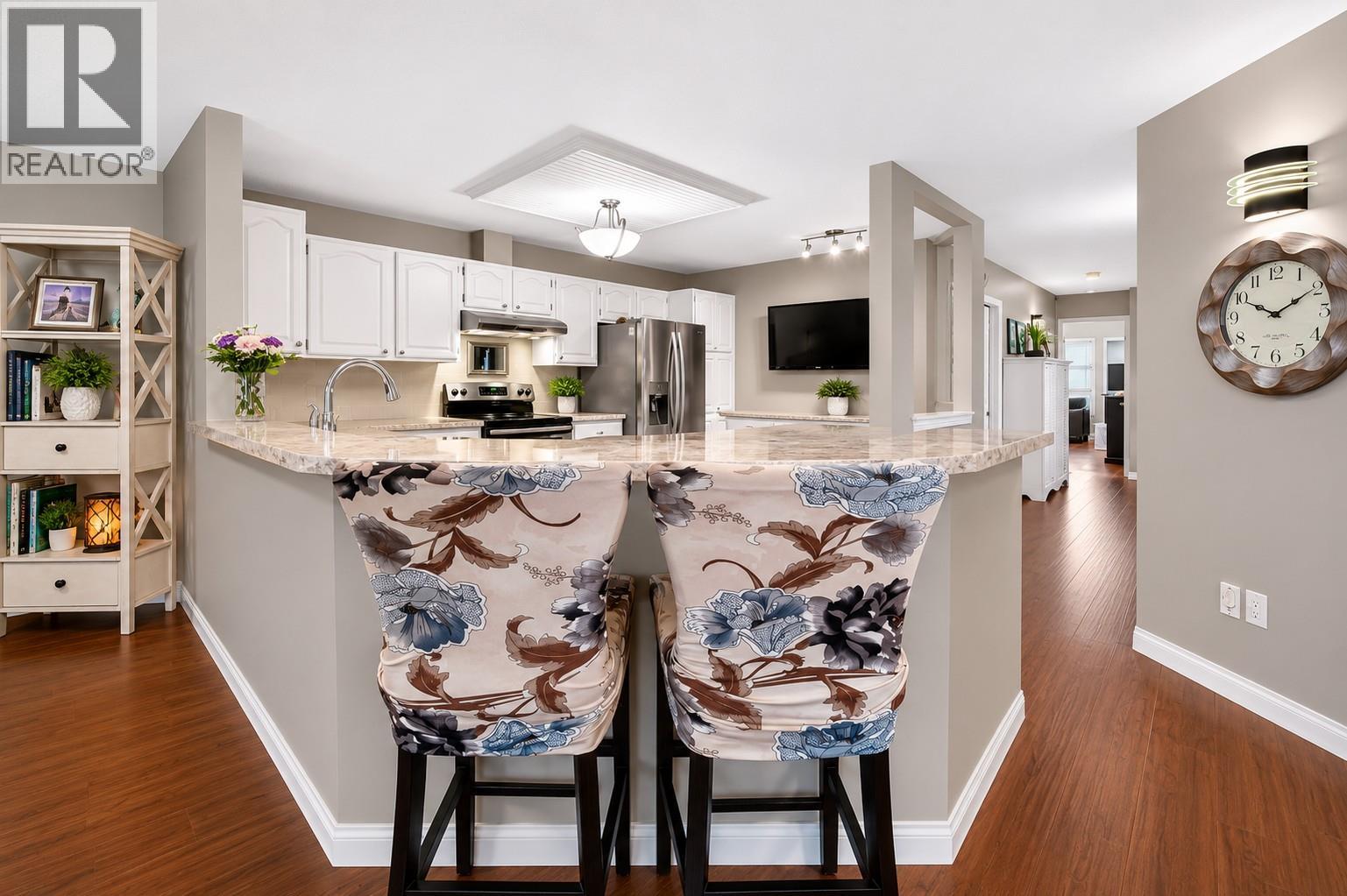 111 Harbourfront Drive Unit# 2, Salmon Arm