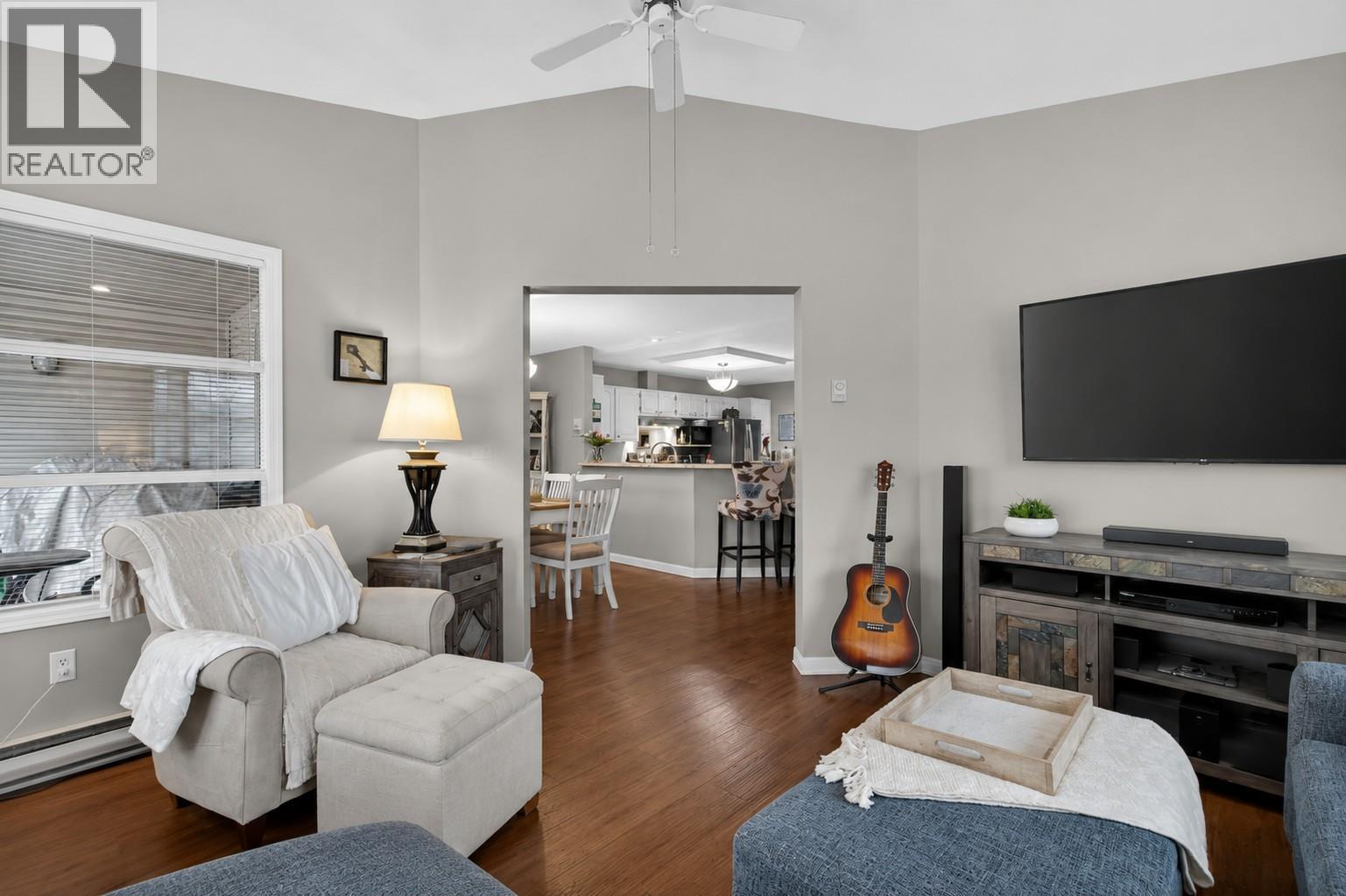 111 Harbourfront Drive Unit# 2, Salmon Arm