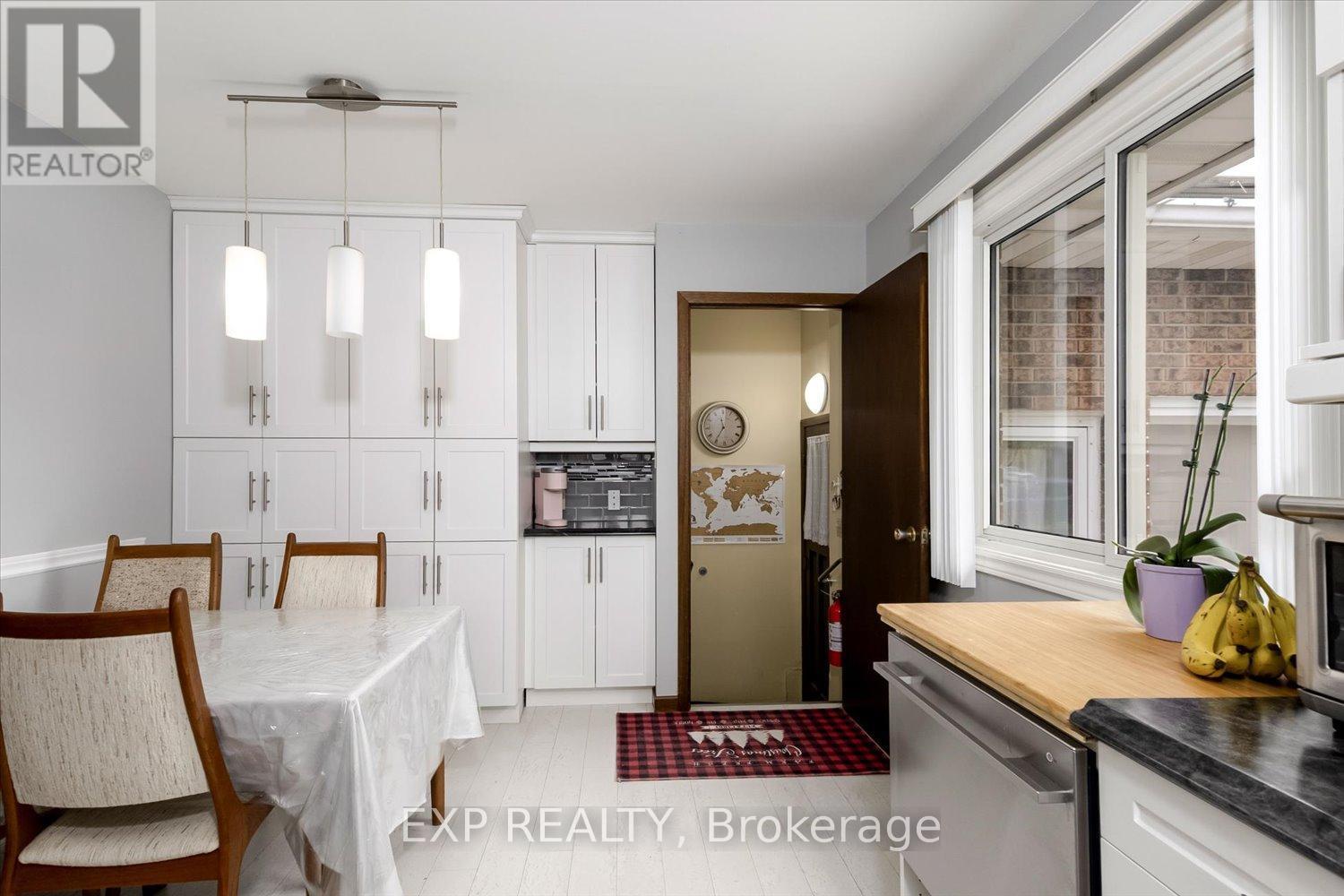 28 DENRICH AVENUE - 8