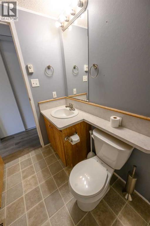 8829 90 Avenue - 19