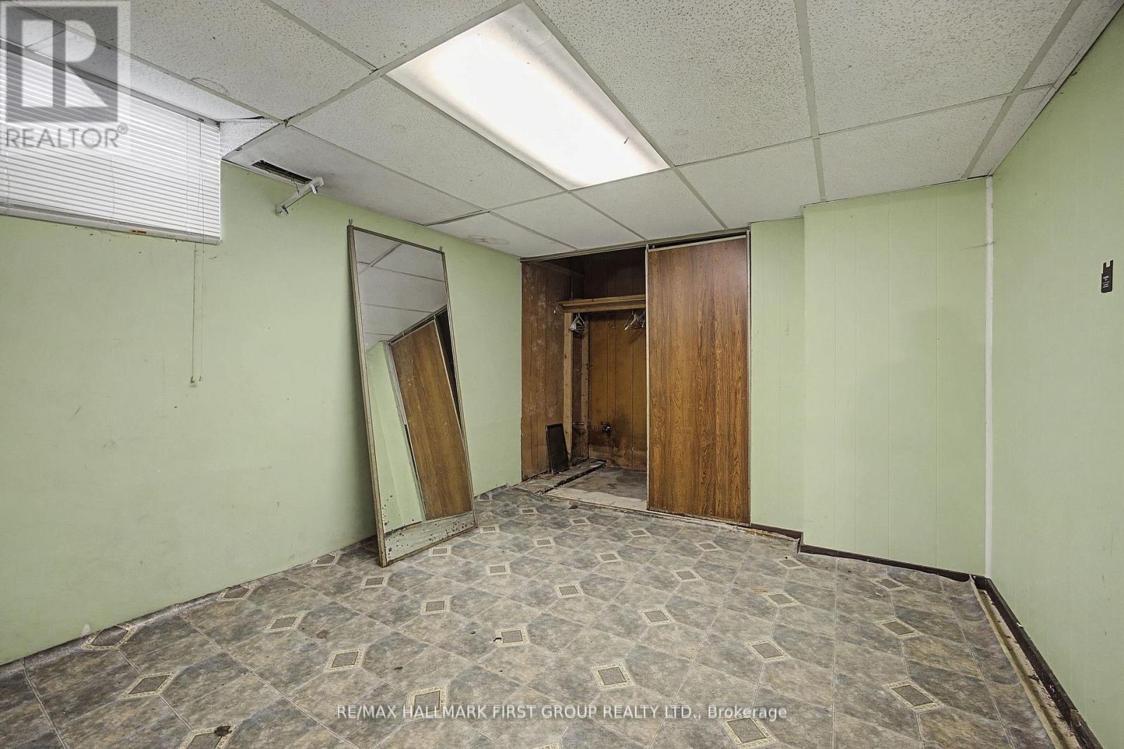 239 DAVIDSON STREET - 40