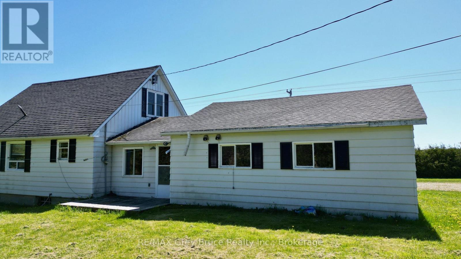 114 LINDSAY ROAD 5 - 8