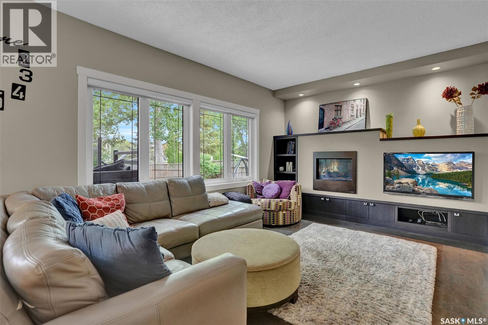 3402 PHANEUF CRESCENT E - 14