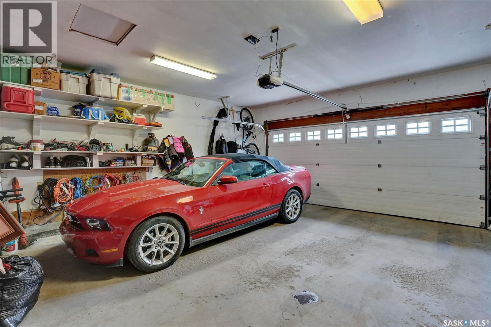 3402 PHANEUF CRESCENT E - 60