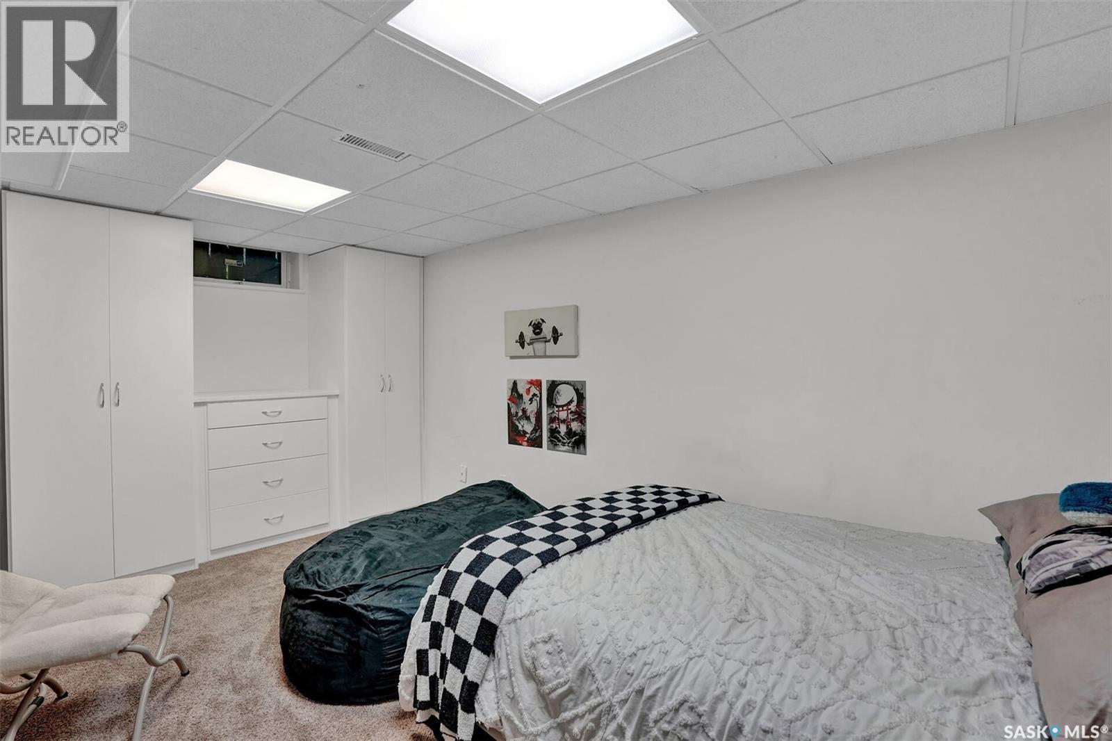 3402 PHANEUF CRESCENT E - 37