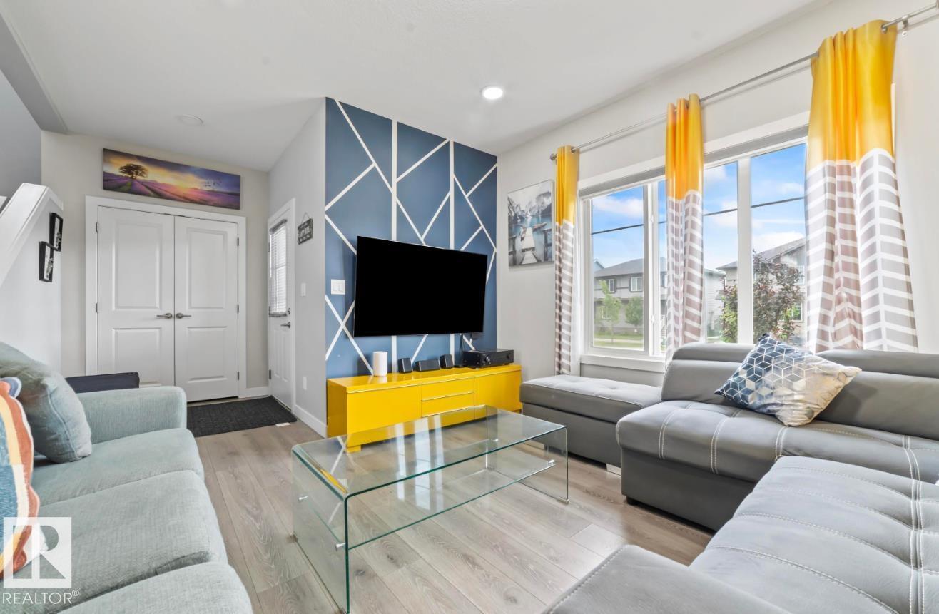 2153 MAPLE RD NW - Image 2