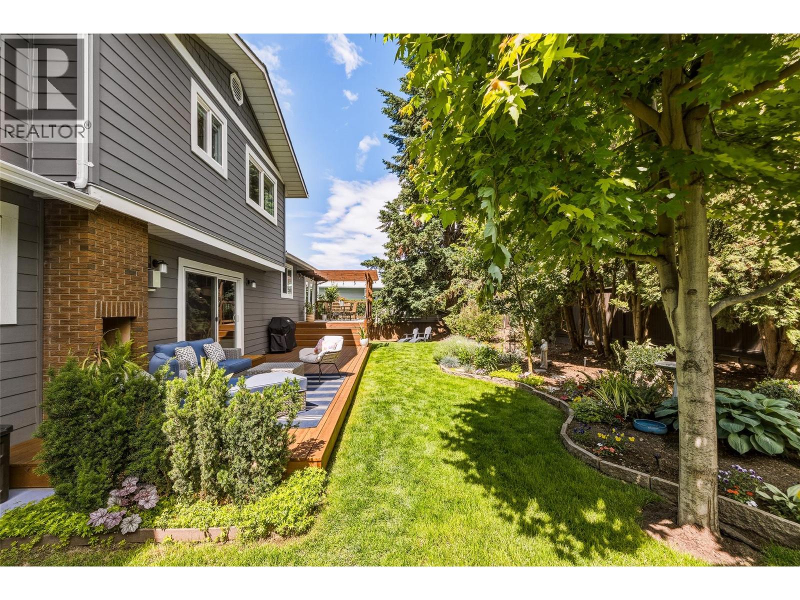882 Roma Court - 45